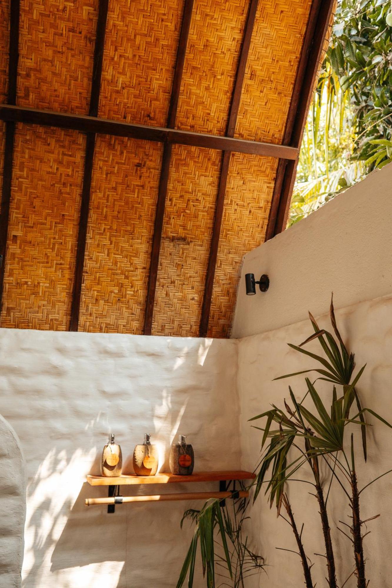 Hani Hideaway Gili Air Exterior photo